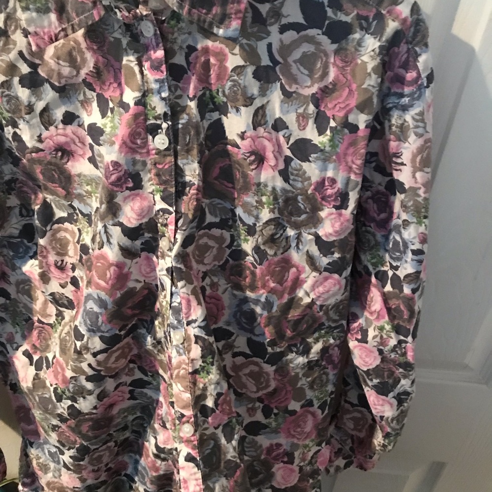 H&M floral button down